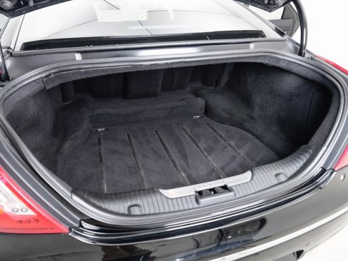 Used 2012 Jaguar XJ L image 27
