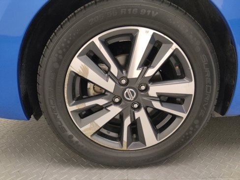 Used 2021 Nissan Versa SV image 31