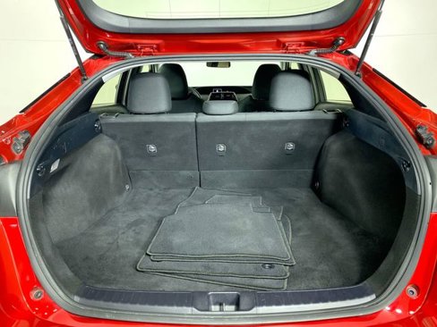Used 2016 Toyota Prius Two image 33