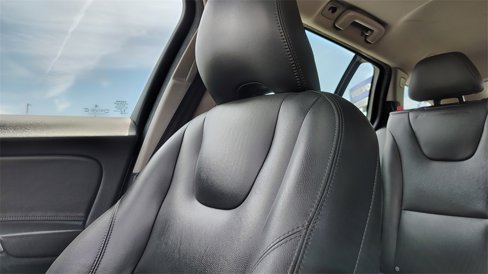 Used 2015 Volvo V60 T5 Premier w/ Convenience Package image 24