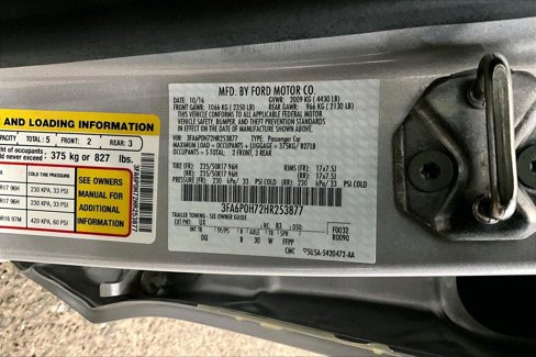 Used 2017 Ford Fusion SE w/ Fusion SE Technology Package image 33