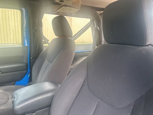 Used 2015 Jeep Wrangler Sport image 11