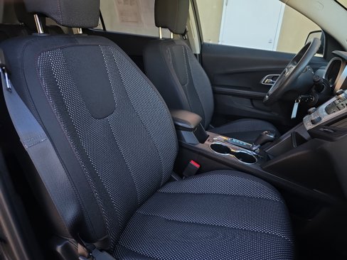 Used 2017 Chevrolet Equinox LS image 21
