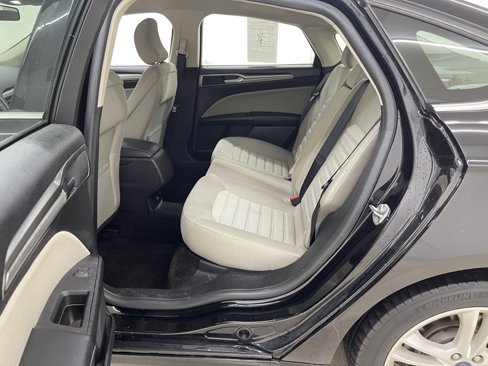 Used 2018 Ford Fusion S image 15