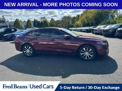 Used 2016 Acura TLX image 2