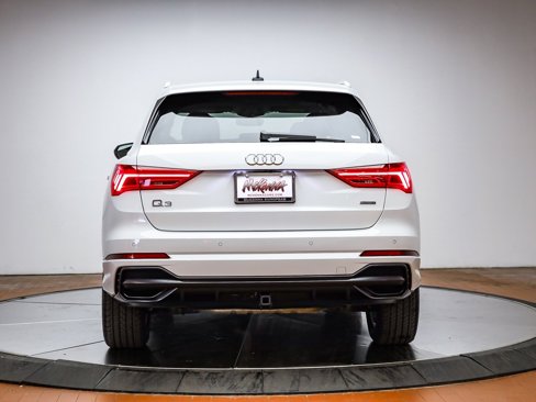 Used 2022 Audi Q3 2.0T Premium w/ Convenience Package image 8