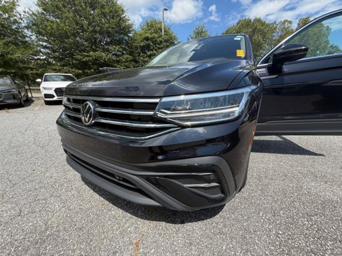 Certified 2022 Volkswagen Tiguan SE image 26