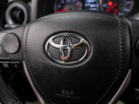 Used 2016 Toyota RAV4 SE image 21