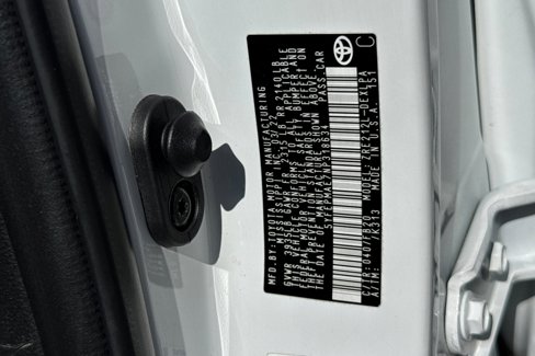 Used 2022 Toyota Corolla LE image 26