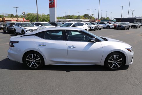 Used 2023 Nissan Maxima SV w/ Floor Mat Group image 2