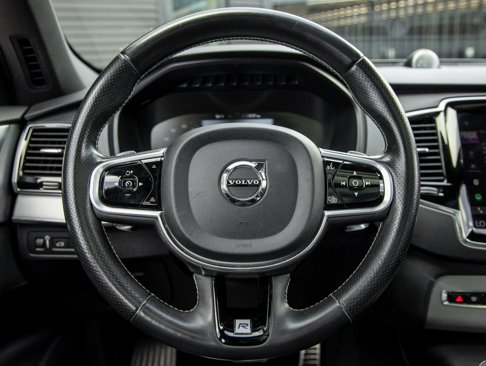 Used 2017 Volvo XC90 T8 R-Design w/ Vision Package image 25