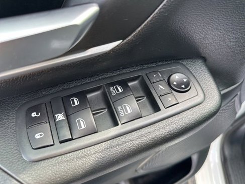 Used 2020 RAM 1500 Big Horn image 11