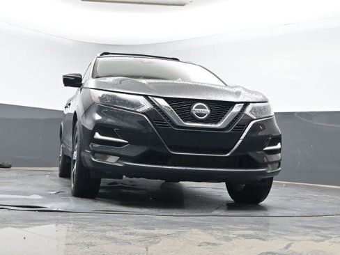 Used 2021 Nissan Rogue Sport SL image 16