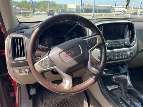 Used 2016 GMC Canyon SLT w/ Driver Alert Package image 10