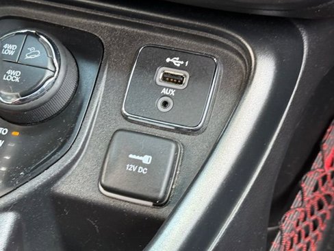 Used 2019 Jeep Compass Trailhawk image 21