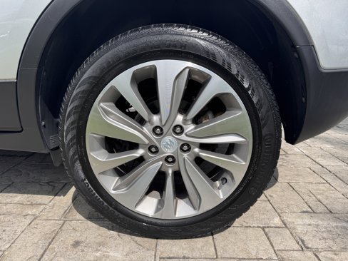 Used 2020 Buick Encore Preferred w/ Safety Package image 7