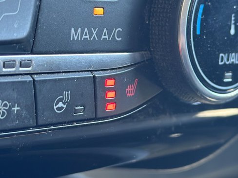 Used 2022 Ford Escape SE w/ Convenience Package image 3