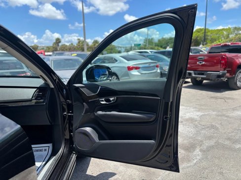 Used 2018 Volvo XC90 T6 Momentum w/ Convenience Package image 36