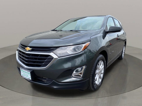 Used 2020 Chevrolet Equinox LS image 2
