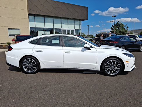 Certified 2023 Hyundai Sonata Limited w/ Preferred Accessory Package image 7