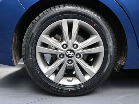 Used 2018 Hyundai Elantra SEL image 11