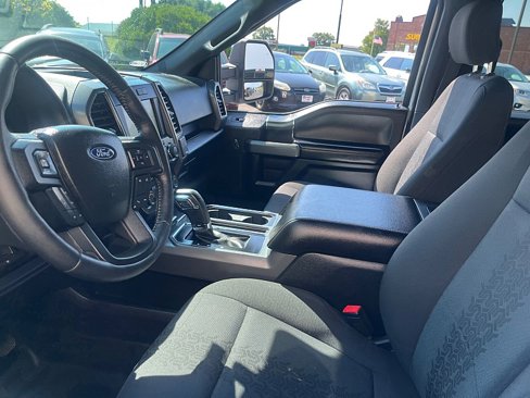 Used 2018 Ford F150 XLT w/ Equipment Group 301A Mid image 16