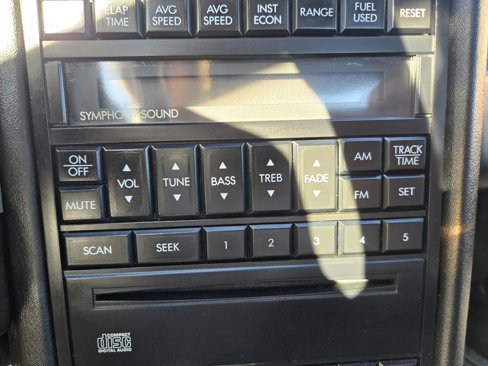 Used 1991 Cadillac Allante image 26