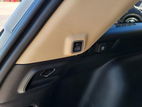 Used 2022 Jeep Grand Cherokee Limited image 12