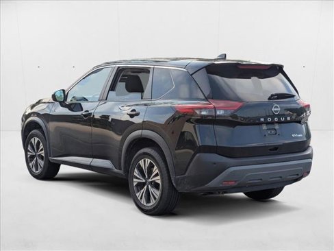 Used 2023 Nissan Rogue SV image 8