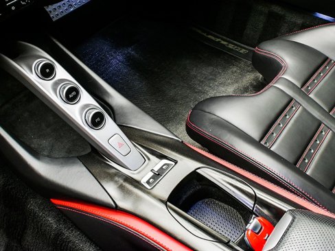 Certified 2018 Ferrari 812 Superfast image 18