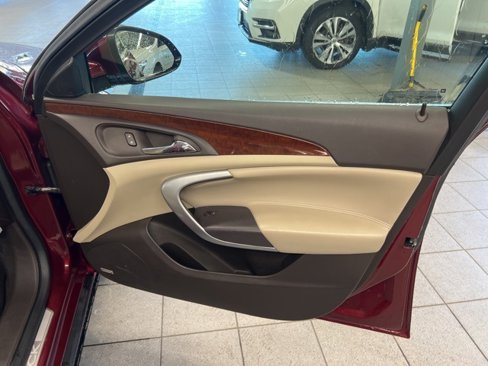Used 2017 Buick Regal Premium w/ Driver Confidence Package #1 image 14