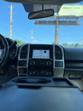 Used 2016 Ford F150 Lariat w/ Trailer Tow Package image 16