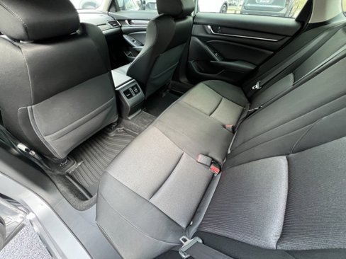 Used 2020 Honda Accord EX image 21
