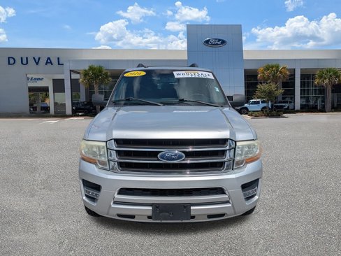 Used 2016 Ford Expedition XLT w/ Equipment Group 202A image 8