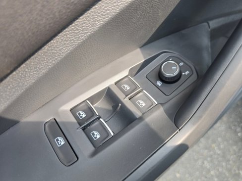 New 2025 Volkswagen Jetta S image 24