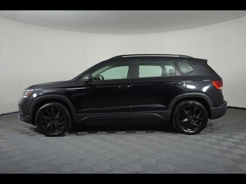 Used 2023 Volkswagen Taos S w/ Driver Assistance Package image 4