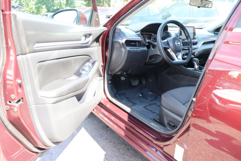 Used 2023 Nissan Altima 2.5 SV image 10