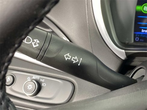 Used 2018 Chevrolet Volt LT w/ Comfort Package image 18