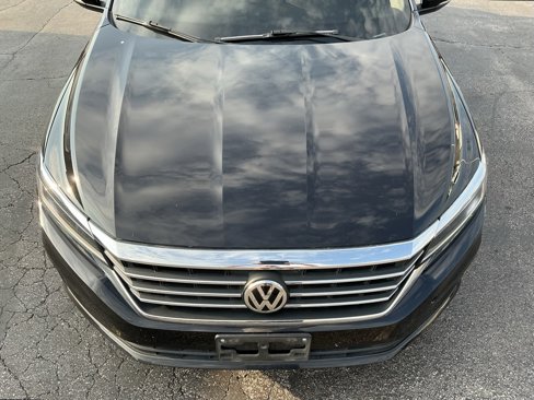 Used 2021 Volkswagen Passat 2.0T SE image 11