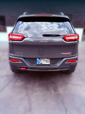 Used 2014 Jeep Cherokee Trailhawk w/ Cold Weather Group image 4