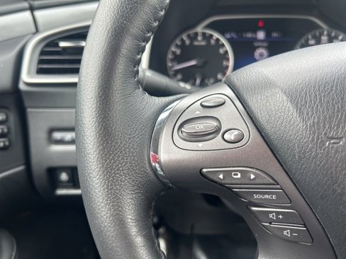 Used 2023 Nissan Murano SL image 18