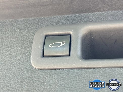 Used 2021 Toyota Highlander XLE image 15