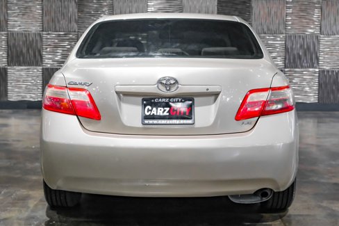 Used 2007 Toyota Camry LE image 6