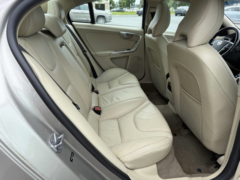 Used 2014 Volvo S60 T5 image 24