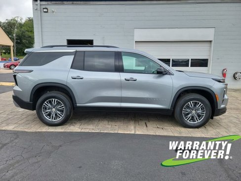 New 2026 Chevrolet Traverse LT w/ Driver Confidence Package image 8
