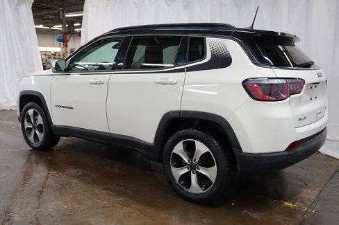 Used 2018 Jeep Compass Latitude w/ Popular Equipment Group image 10