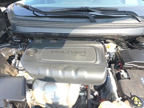 Used 2019 Jeep Cherokee Latitude Plus w/ Comfort/Convenience Group image 52