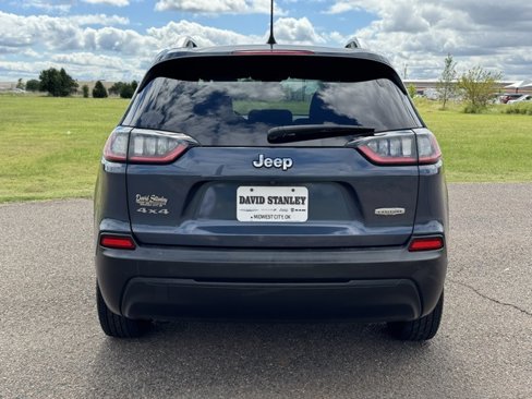 Used 2021 Jeep Cherokee Latitude image 5