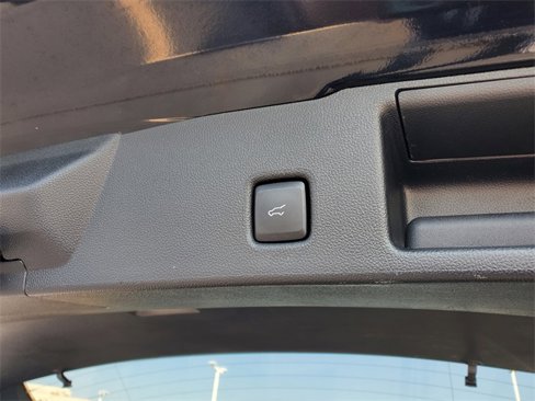 Used 2022 Ford Escape SE w/ Convenience Package image 28