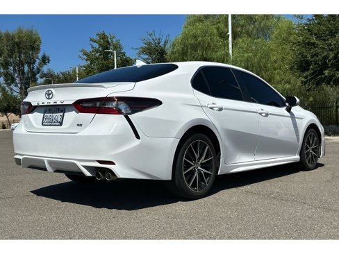 Used 2023 Toyota Camry SE image 6